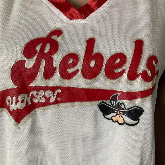 UNLV Rebels Jersey Hey Reb Womens Large White Red - Picture 10 of 14